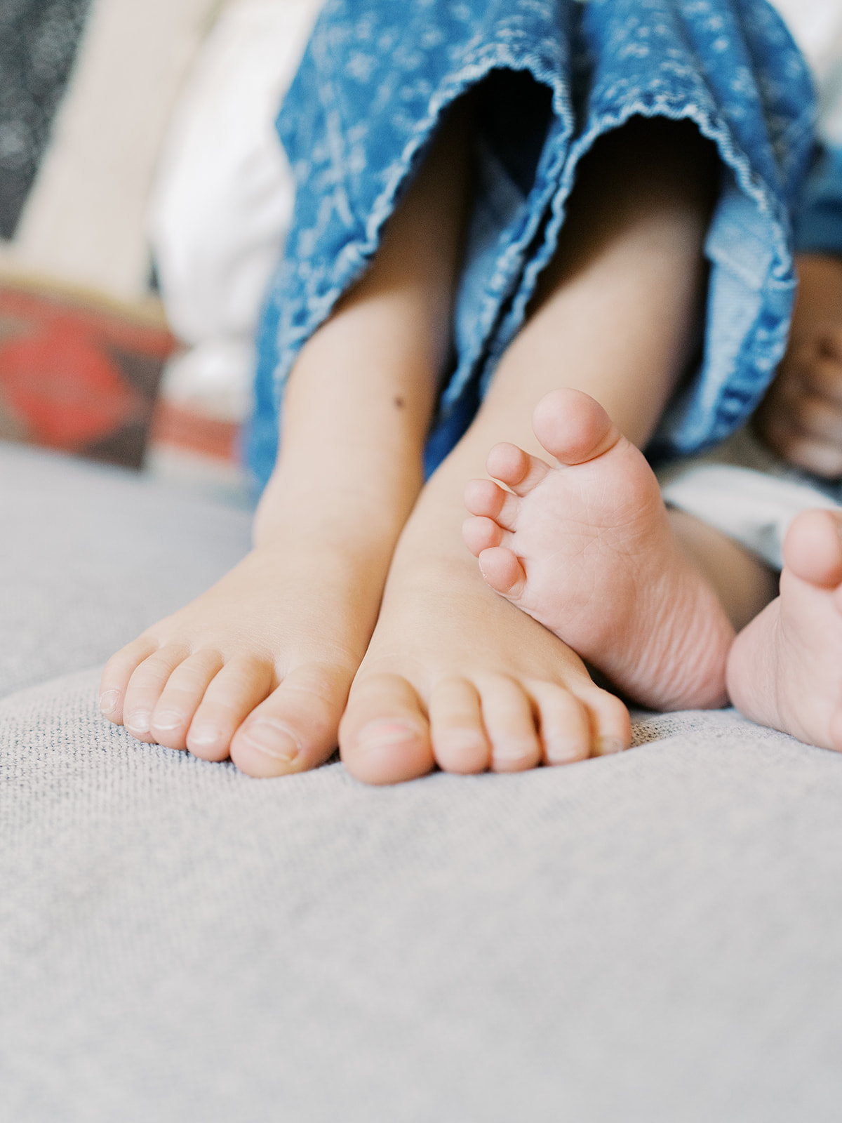 tiny toes of children