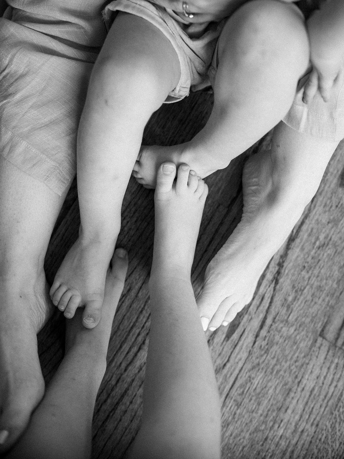 When Is the Best Time to Take Newborn Photos?