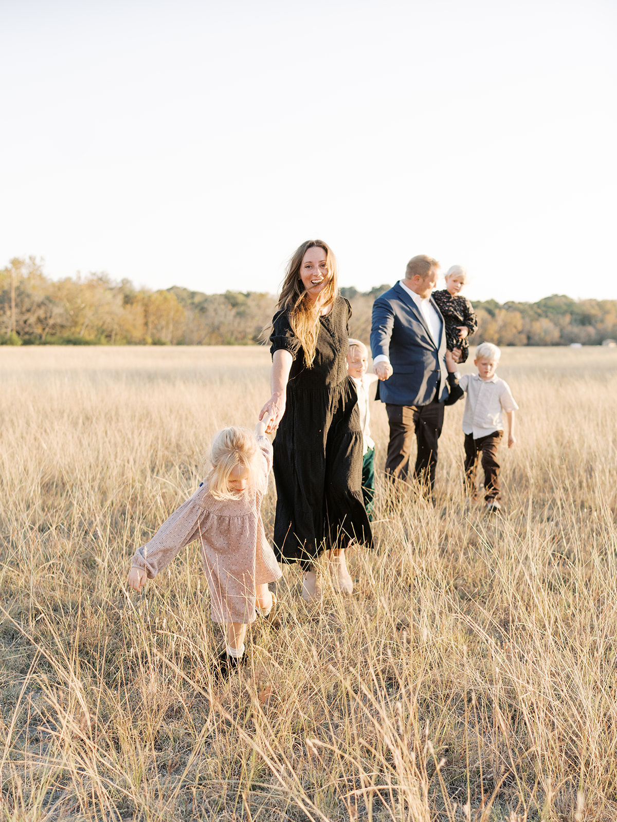candid family photos from full family session